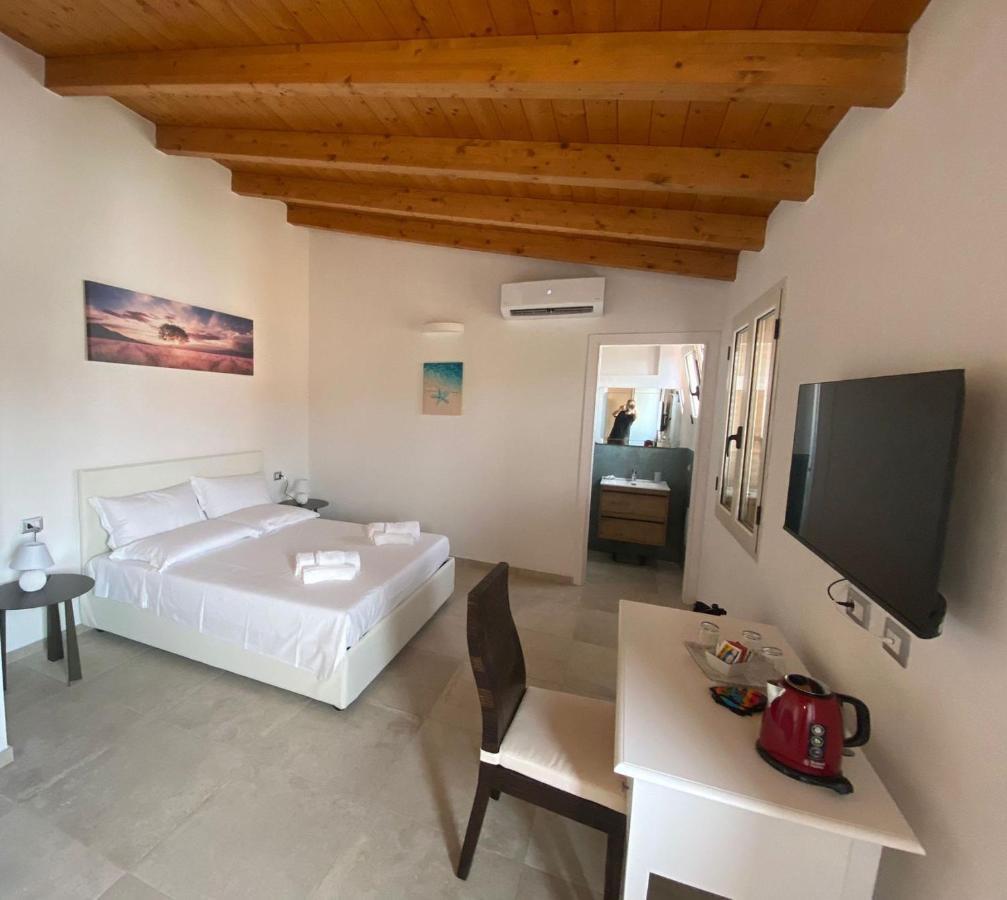 Punto Zero Rooms ซาน เตโอโดโร ภายนอก รูปภาพ