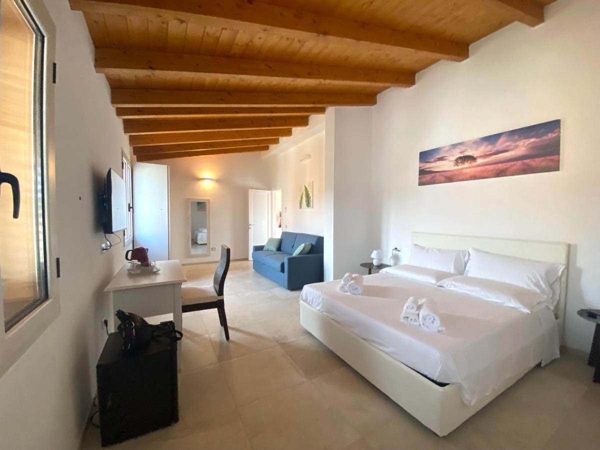 Punto Zero Rooms ซาน เตโอโดโร ภายนอก รูปภาพ